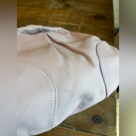 Henri Bendel bag - Picture 5 of 8